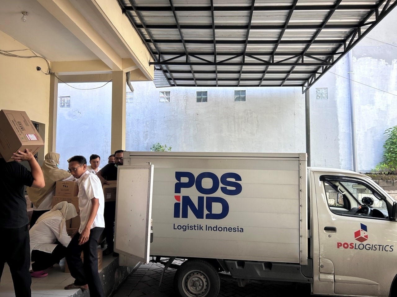 JAMIN KETERSEDIAAN LOGISTIK MEDIS, UPT INSTALASI FARMASI DINKES GRESIK GENCARKAN  KEGIATAN RUSA BAWEAN